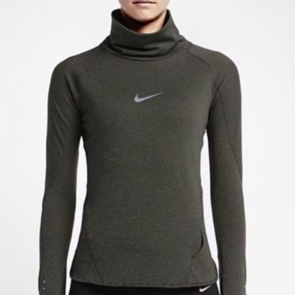 NIKE LONG SLEEVE CREW NECK